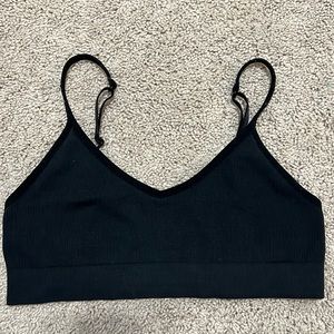 Women’s Old Navy active bra!